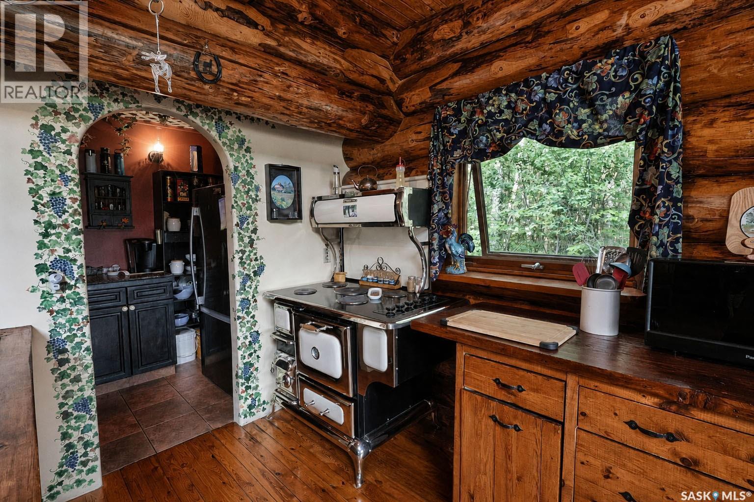 South Sask River Front Acreage, Prince Albert Rm No. 461, SK - Indoor Photo Showing Kitchen