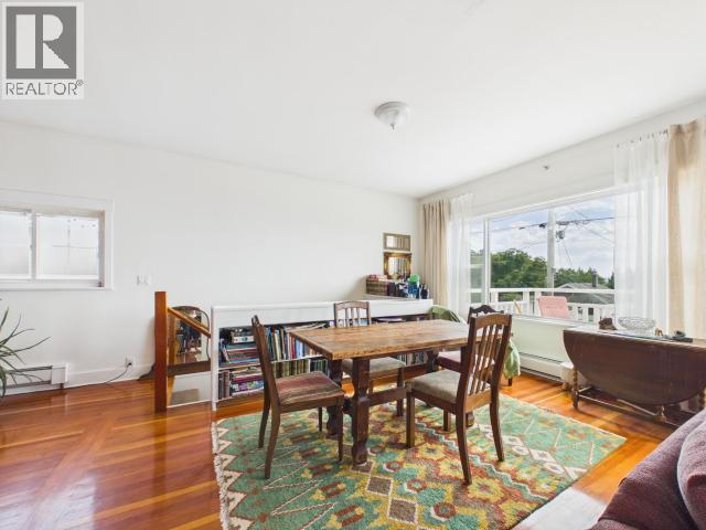 5370 Laburnum Ave, Powell River, BC - Indoor Photo Showing Dining Room