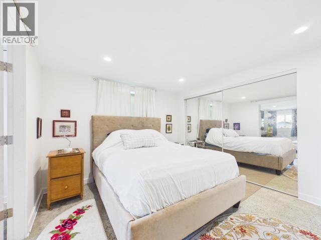 5370 Laburnum Ave, Powell River, BC - Indoor Photo Showing Bedroom