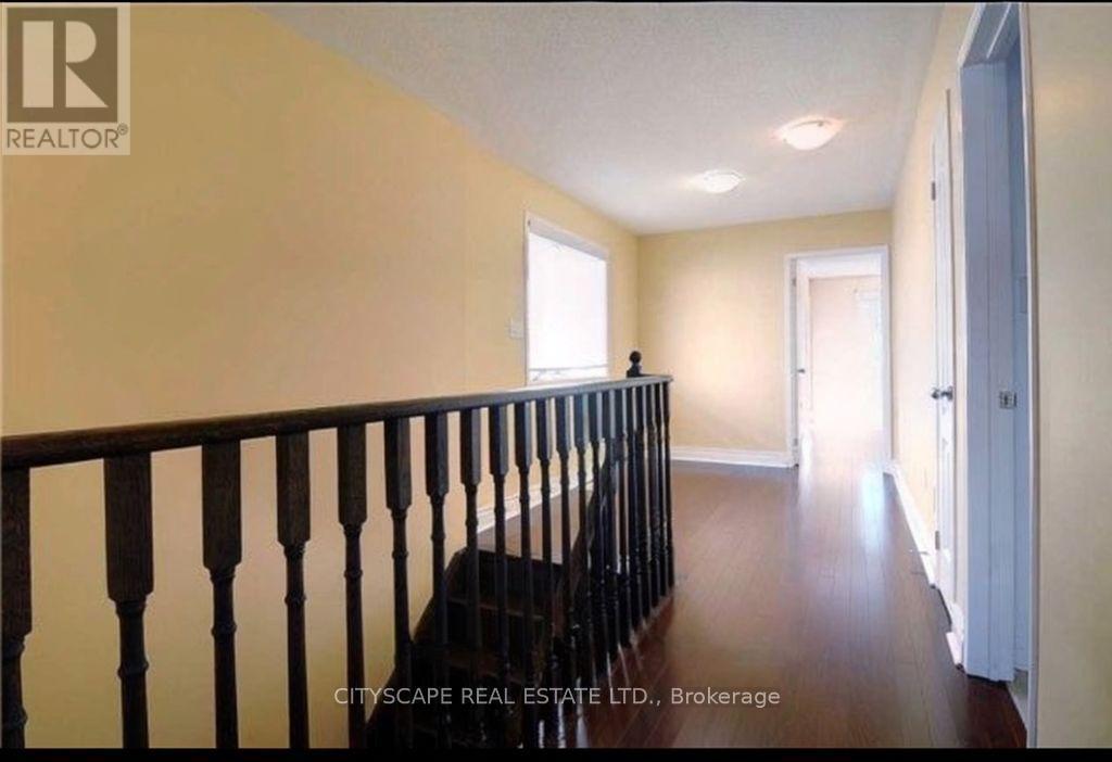 1136 Schooling Drive E, Oshawa, ON - Indoor Photo Showing Other Room