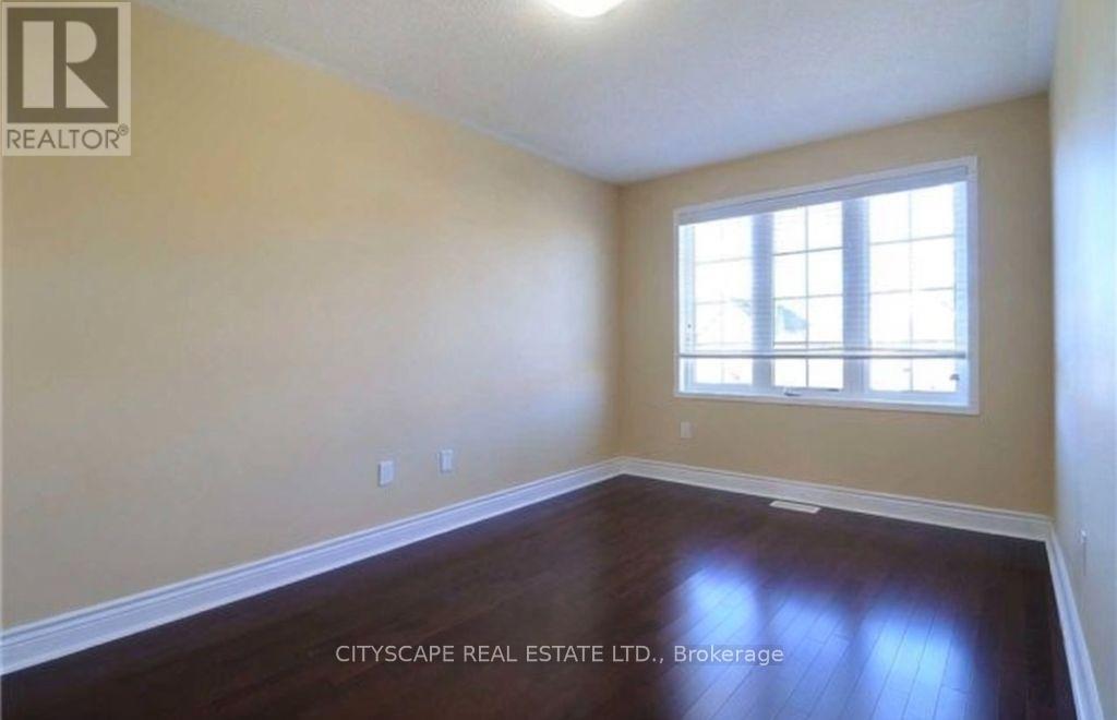 1136 Schooling Drive E, Oshawa, ON - Indoor Photo Showing Other Room