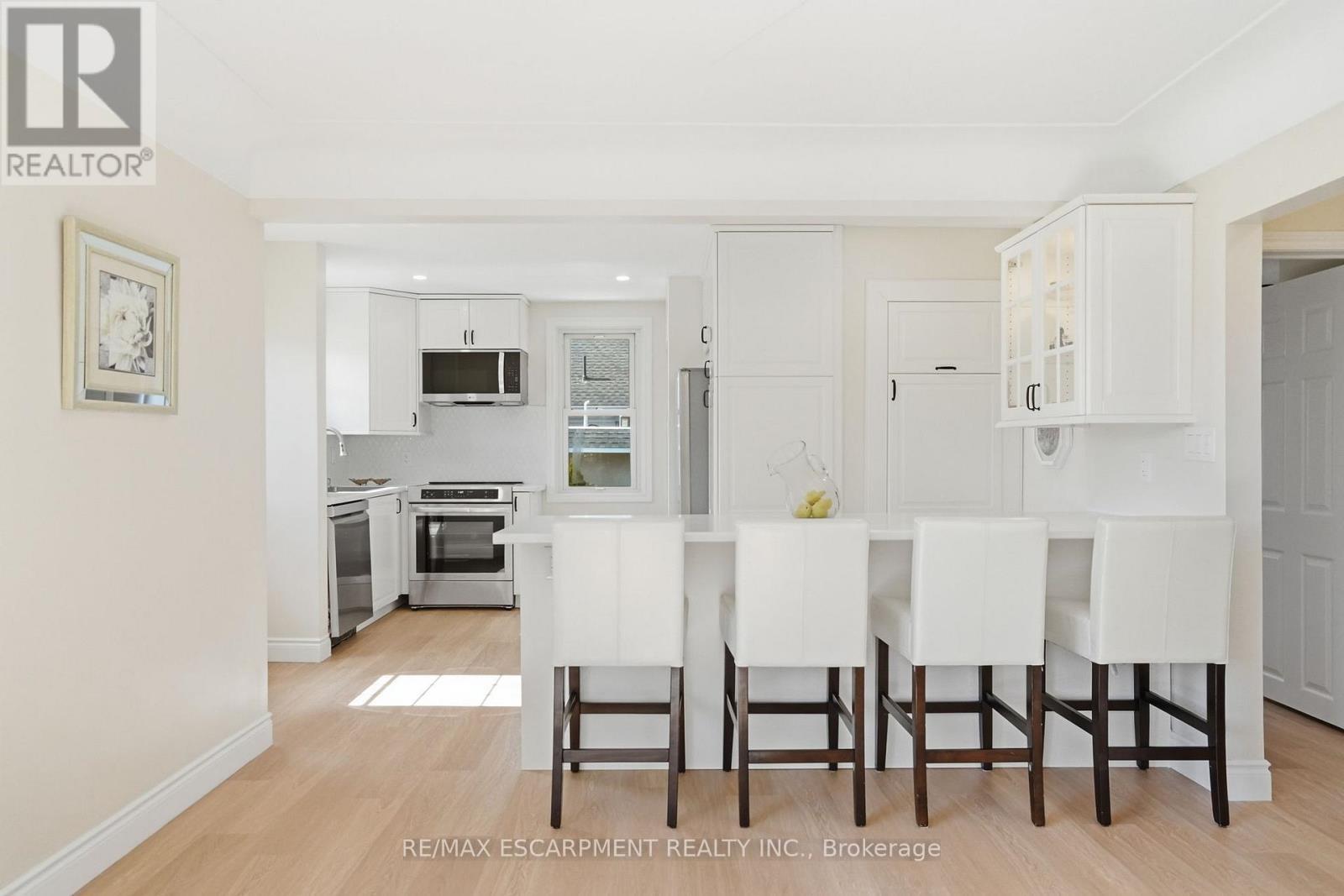 894 Garth Street, Hamilton, ON - Indoor