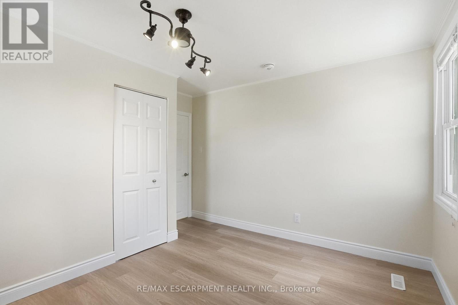 894 Garth Street, Hamilton, ON - Indoor Photo Showing Other Room