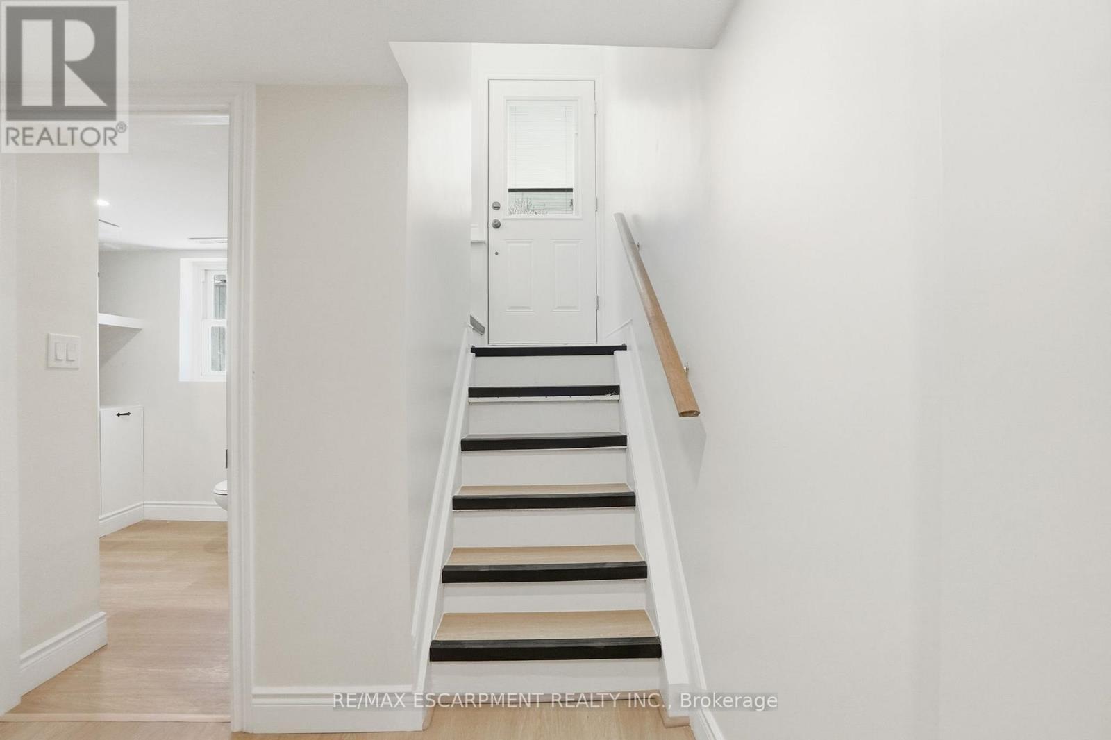894 Garth Street, Hamilton, ON - Indoor Photo Showing Other Room