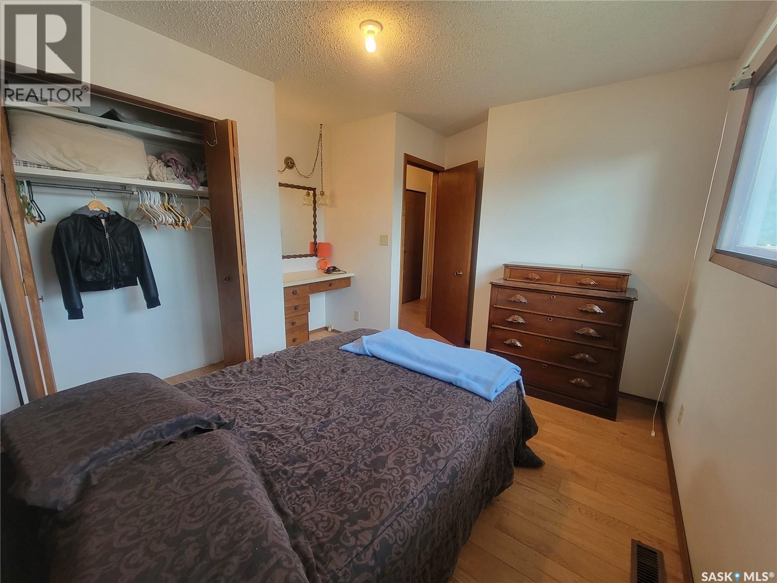 509 3Rd Street E, Wilkie, SK - Indoor Photo Showing Bedroom