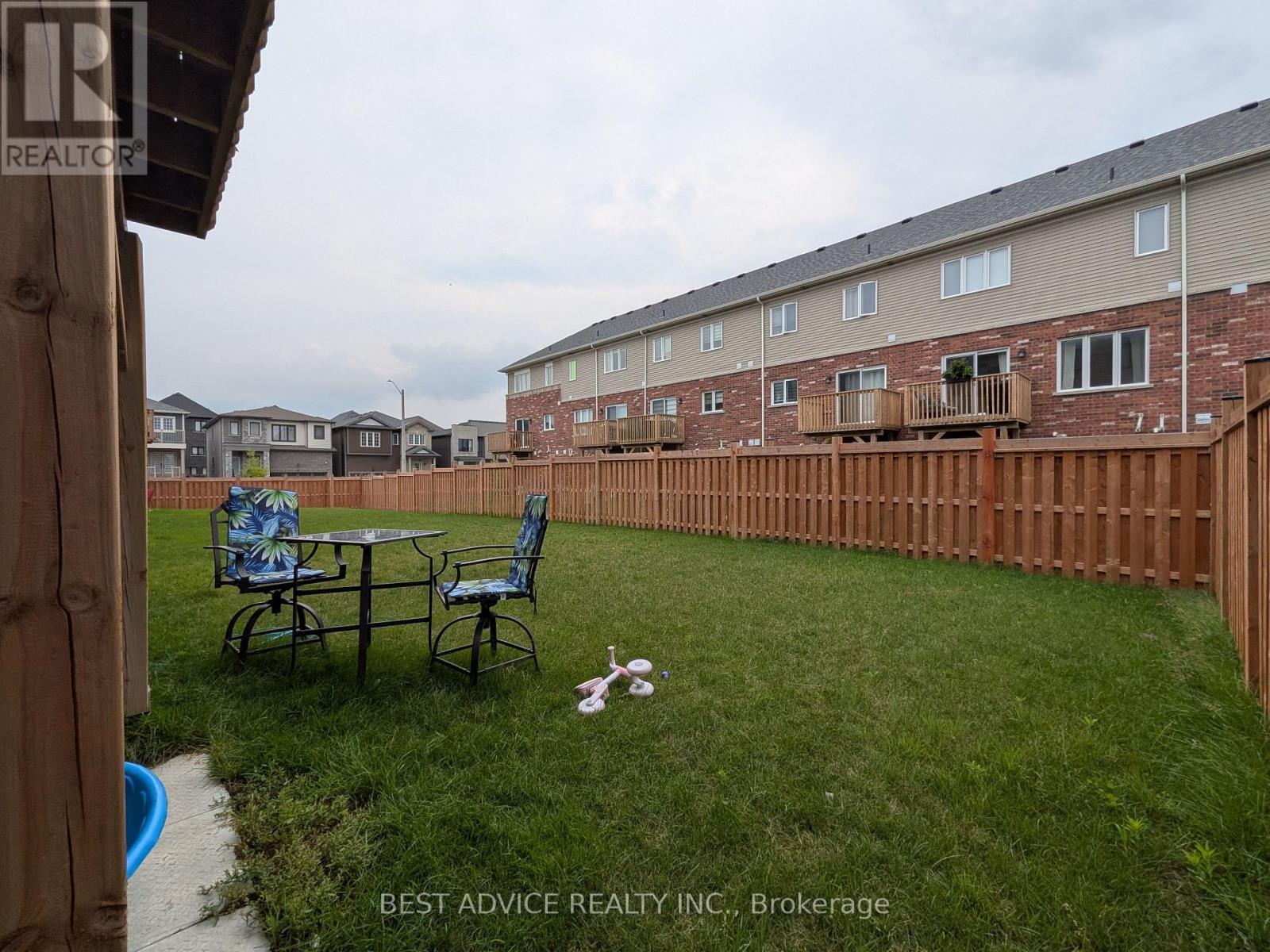 9 Pumpkin Corner Crescent, Barrie, ON - Outdoor With Deck Patio Veranda