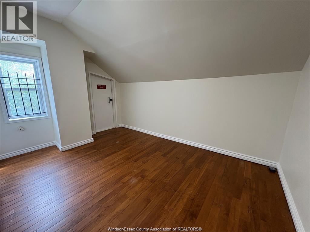454 Crawford, Windsor, ON - Indoor Photo Showing Other Room