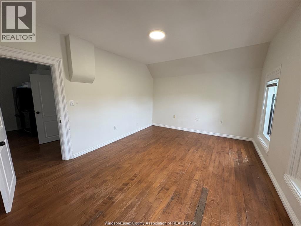 454 Crawford, Windsor, ON - Indoor Photo Showing Other Room
