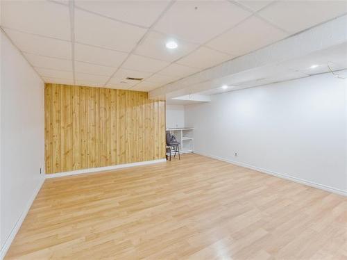 95 Trafford Park, Winnipeg, MB - Indoor