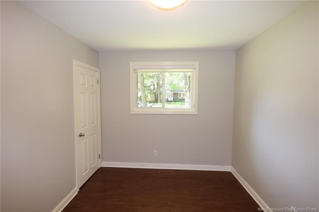 43 Broadview Ave, Fredericton, NB