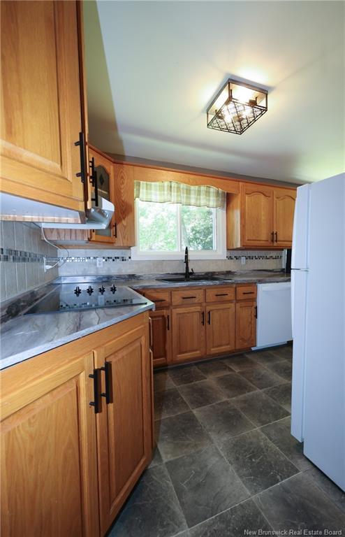 43 Broadview Ave, Fredericton, NB