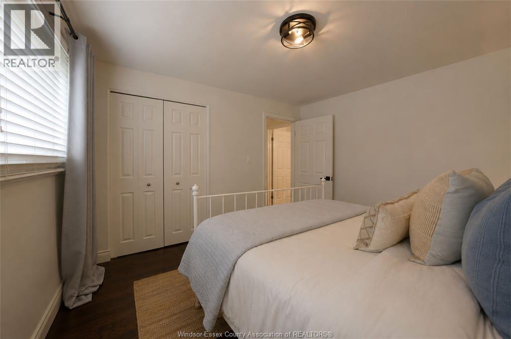 3939 Longfellow, Windsor, ON - Indoor Photo Showing Bedroom