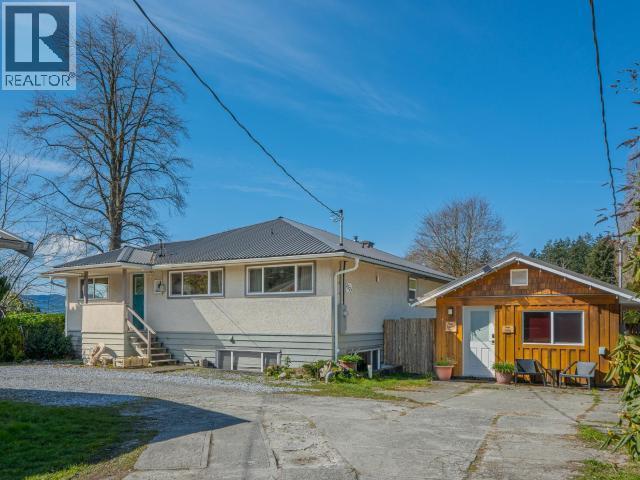 2277 Phillips Road, Powell River, BC - Outdoor