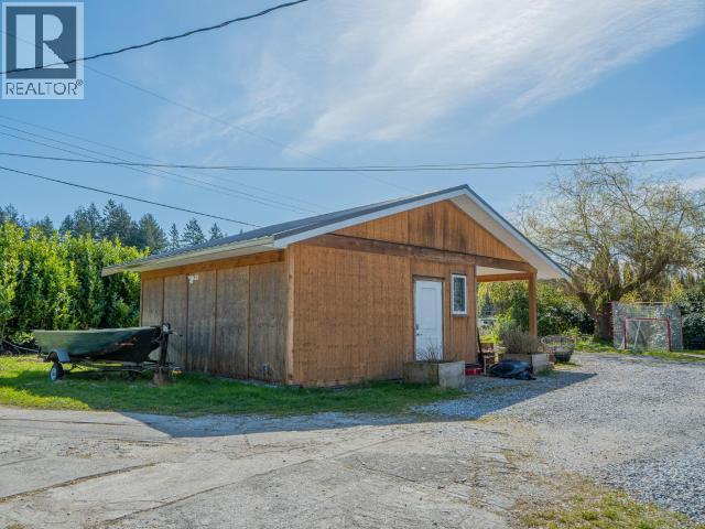 2277 Phillips Road, Powell River, BC - Outdoor