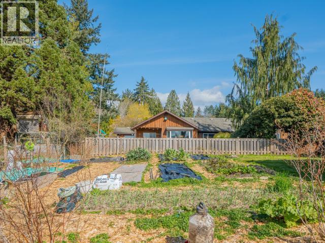 2277 Phillips Road, Powell River, BC - Outdoor