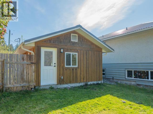2277 Phillips Road, Powell River, BC - Outdoor With Exterior
