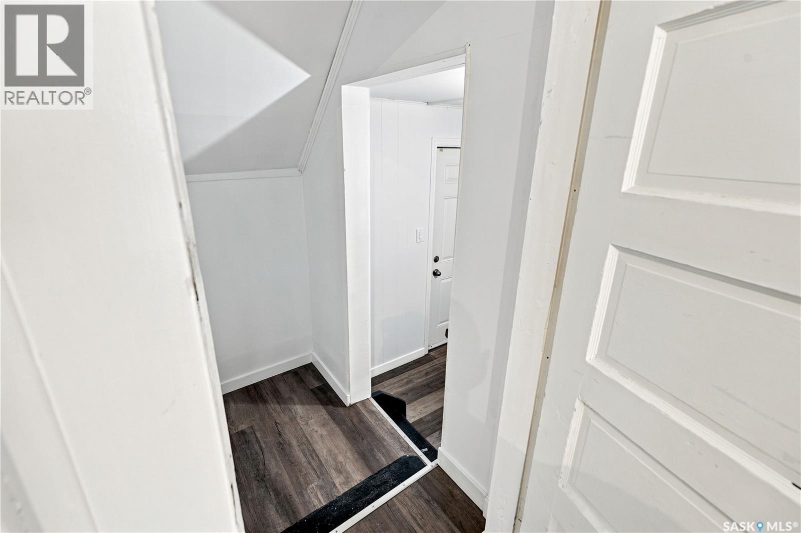209 T Avenue N, Saskatoon, SK - Indoor Photo Showing Other Room