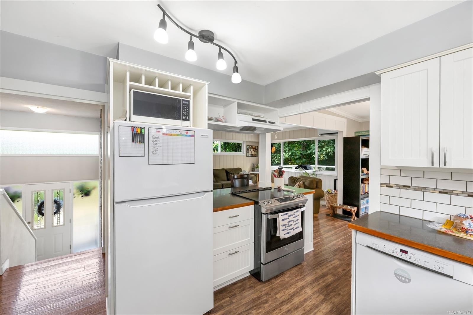 1080 Maple Bay Rd, Duncan, BC
