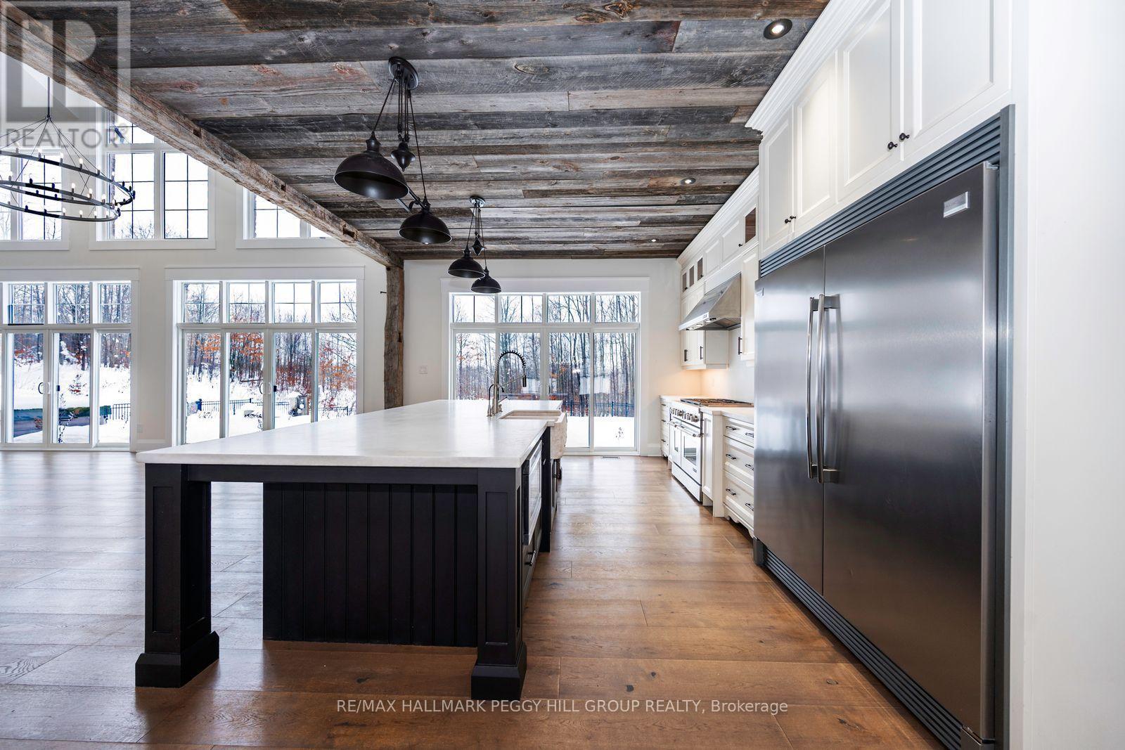 16 Heron Boulevard, Springwater, ON - Indoor Photo Showing Kitchen
