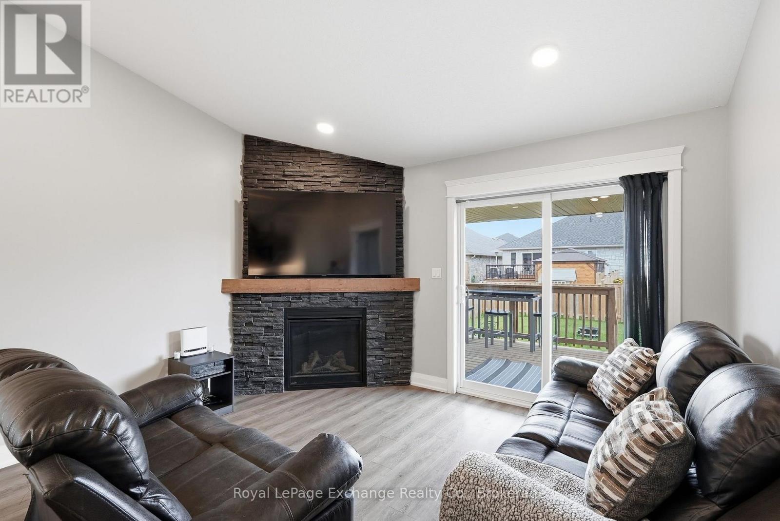 241 Eccles Avenue, West Grey, ON - Indoor Photo Showing Living Room With Fireplace
