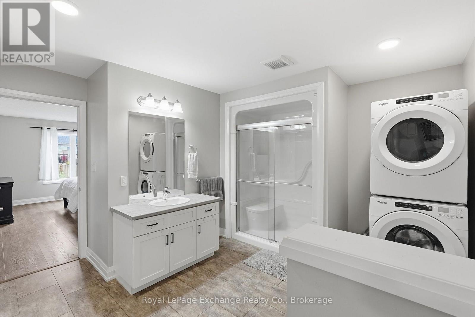 241 Eccles Avenue, West Grey, ON - Indoor Photo Showing Laundry Room