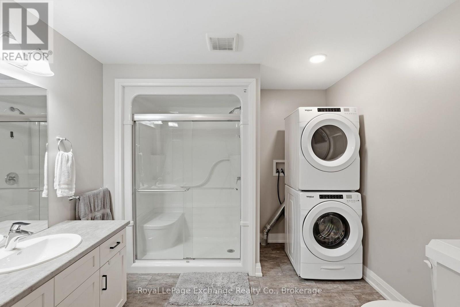 241 Eccles Avenue, West Grey, ON - Indoor Photo Showing Laundry Room