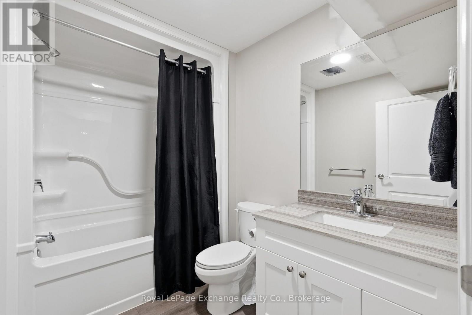 241 Eccles Avenue, West Grey, ON - Indoor Photo Showing Bathroom