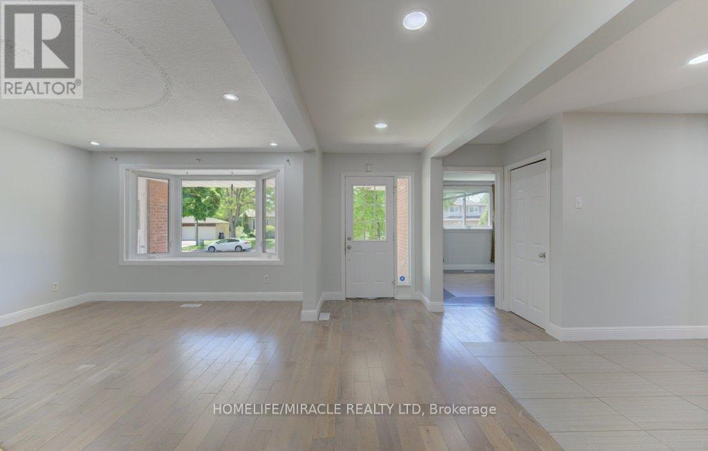 80 Lower Canada Crescent, Kitchener, ON - Indoor Photo Showing Other Room
