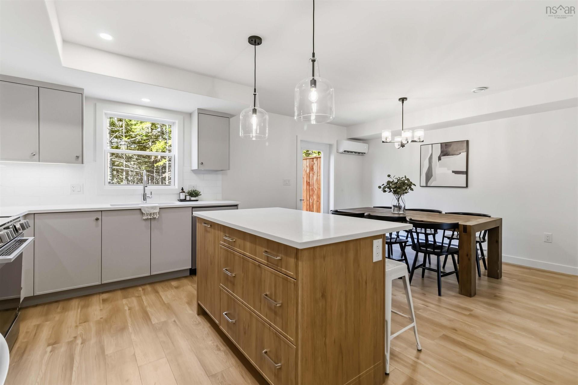 Pun-68B 170 Puncheon Way, Bedford, NS - Indoor Photo Showing Kitchen With Double Sink With Upgraded Kitchen