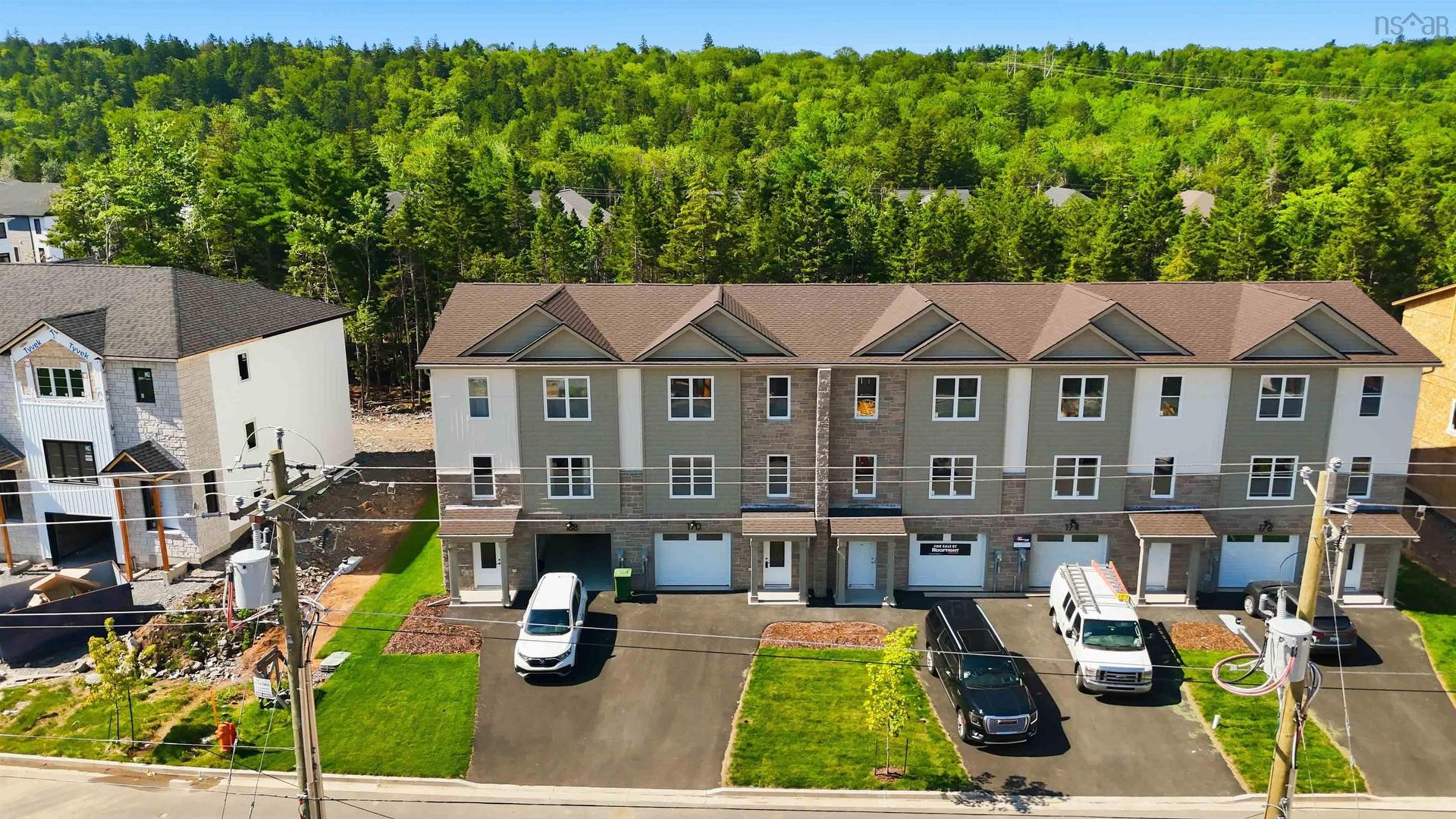 Pun-68B 170 Puncheon Way, Bedford, NS - Outdoor With Facade