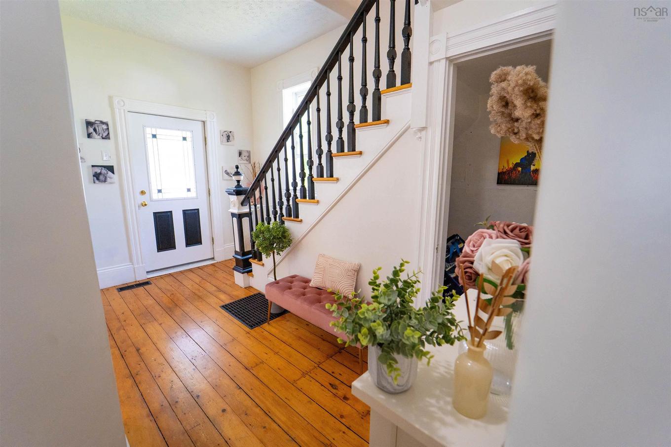 42 Victoria Street, Amherst, NS - Indoor