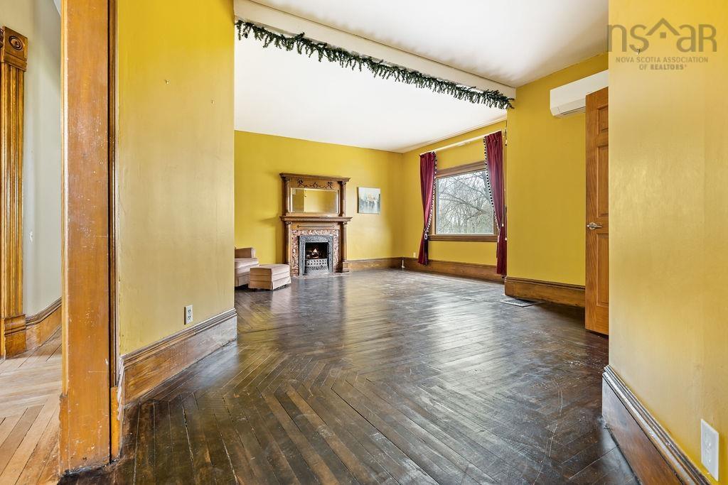 472 Main Street, Parrsboro, NS - Indoor With Fireplace
