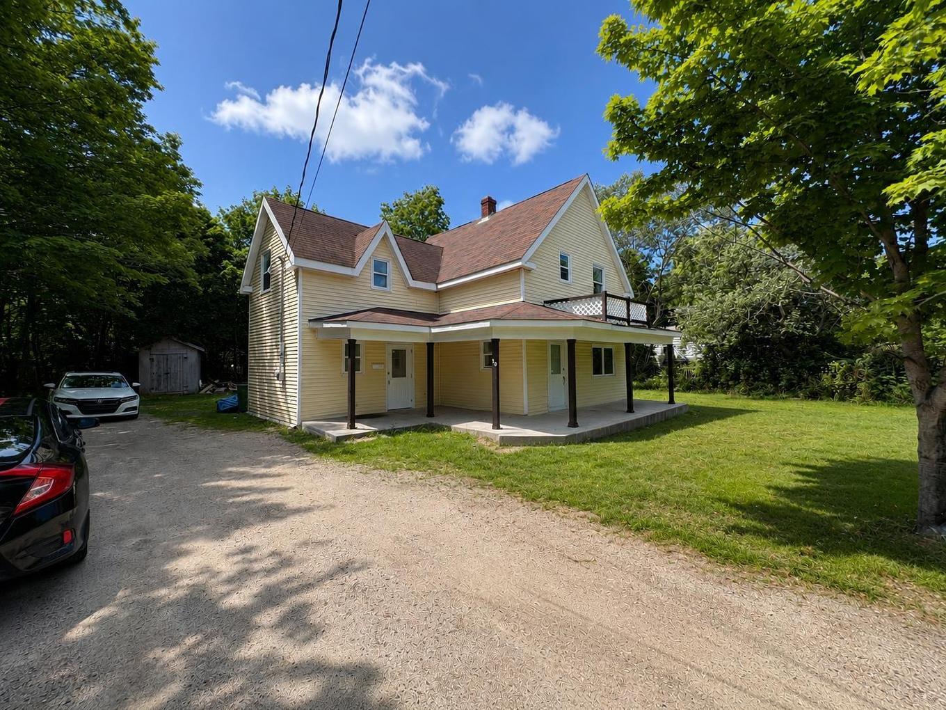 89 St. Phillips Street, Bridgewater, NS - Outdoor With Deck Patio Veranda