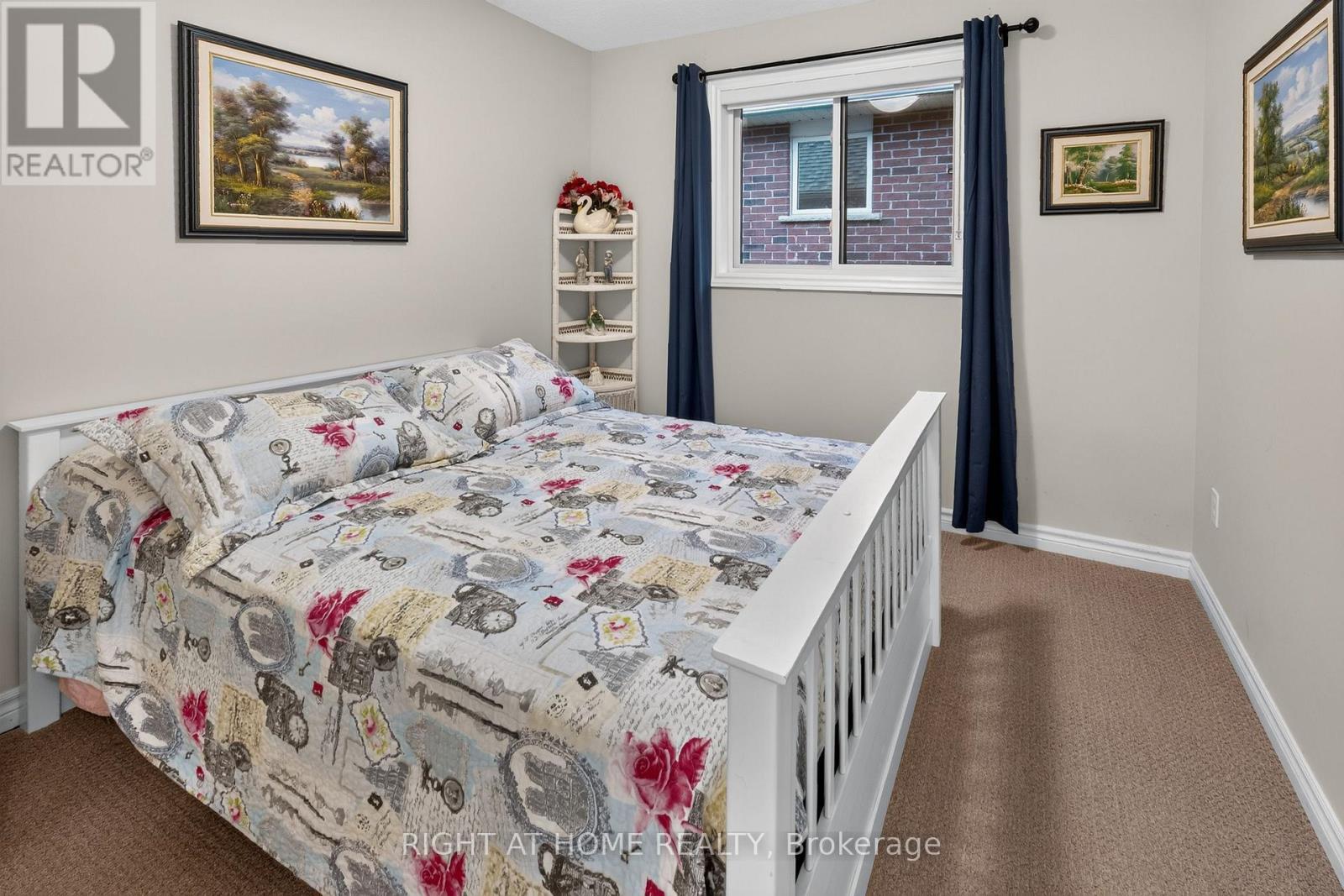 2 Noble Lane, St. Thomas, ON - Indoor Photo Showing Bedroom
