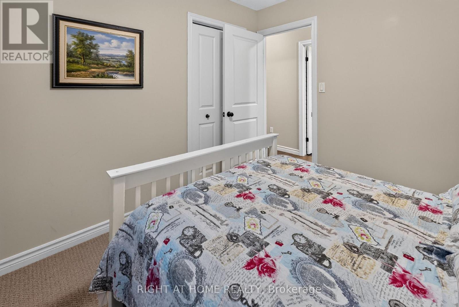 2 Noble Lane, St. Thomas, ON - Indoor Photo Showing Bedroom
