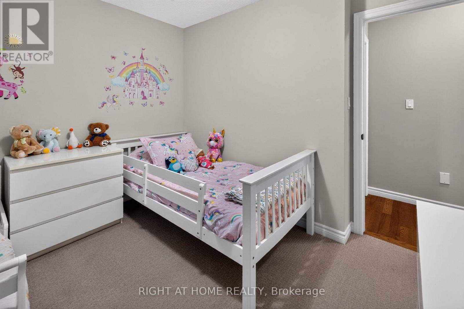 2 Noble Lane, St. Thomas, ON - Indoor Photo Showing Bedroom