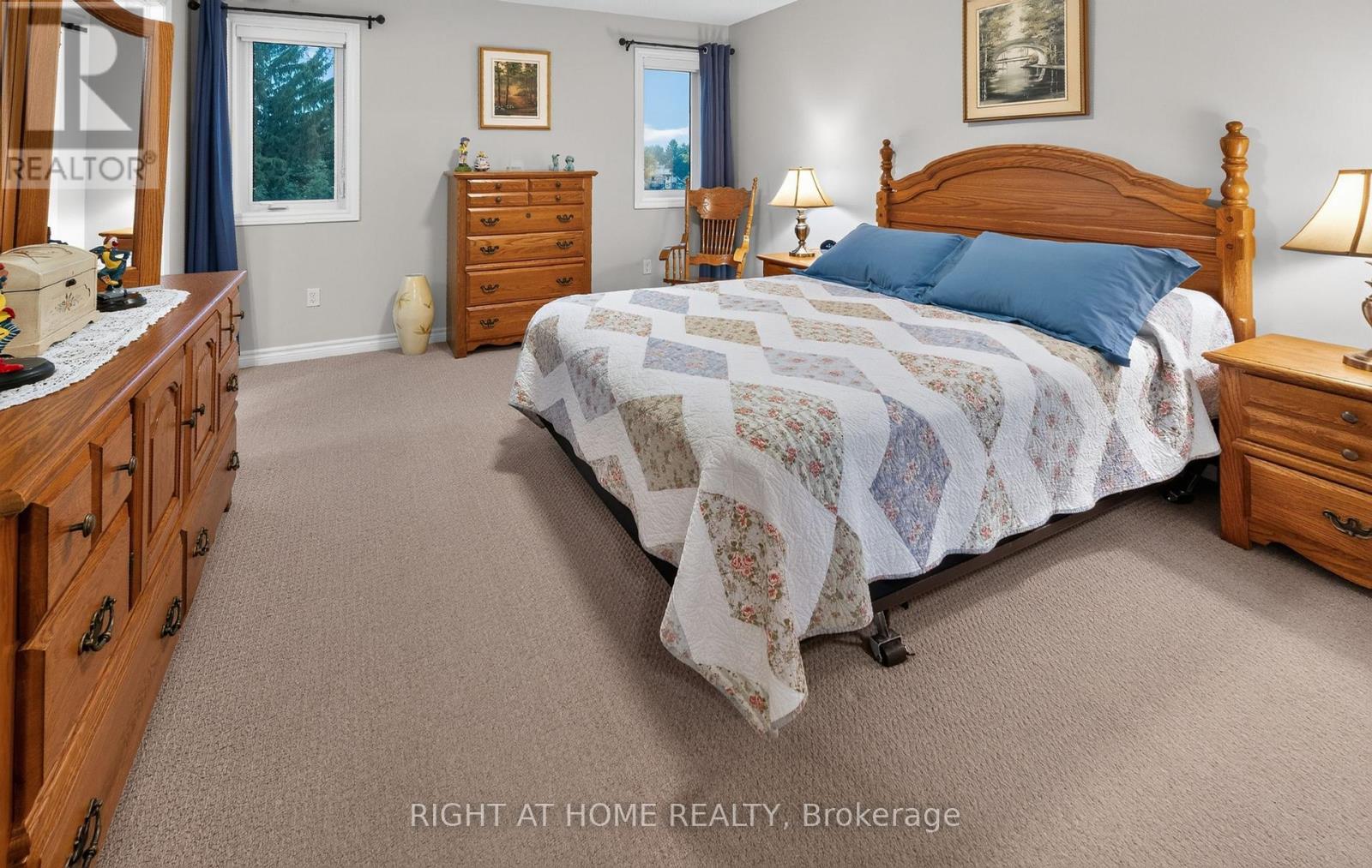 2 Noble Lane, St. Thomas, ON - Indoor Photo Showing Bedroom