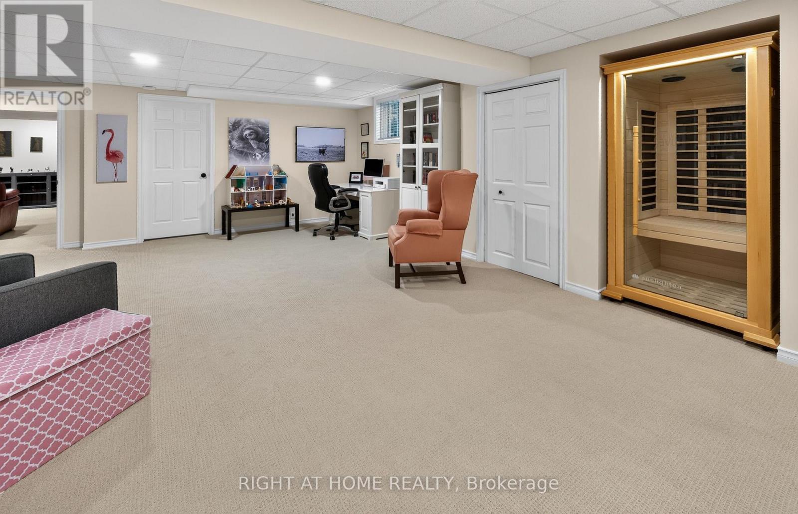 2 Noble Lane, St. Thomas, ON - Indoor