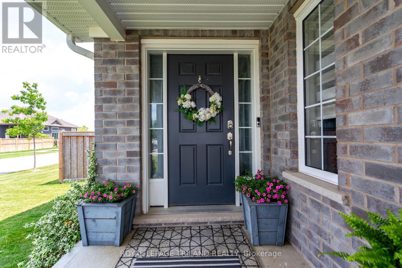 1 Acorn Trail, St. Thomas, ON - Outdoor With Exterior