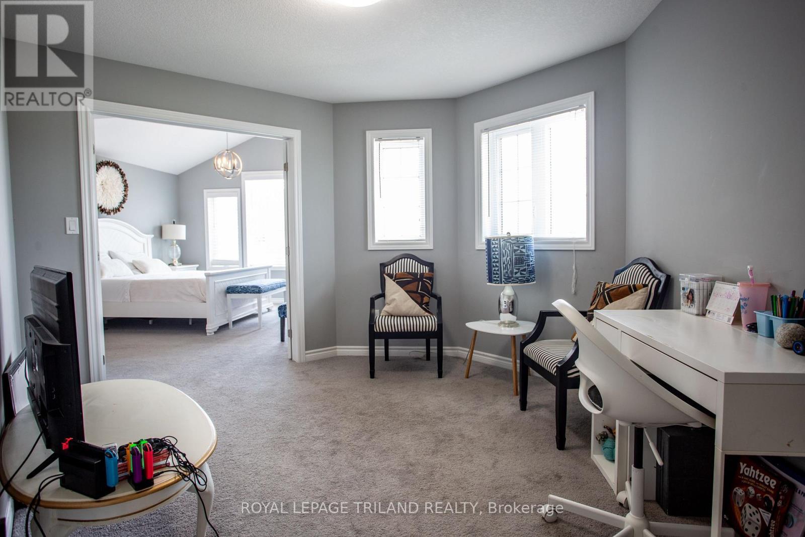 1 Acorn Trail, St. Thomas, ON - Indoor Photo Showing Bedroom