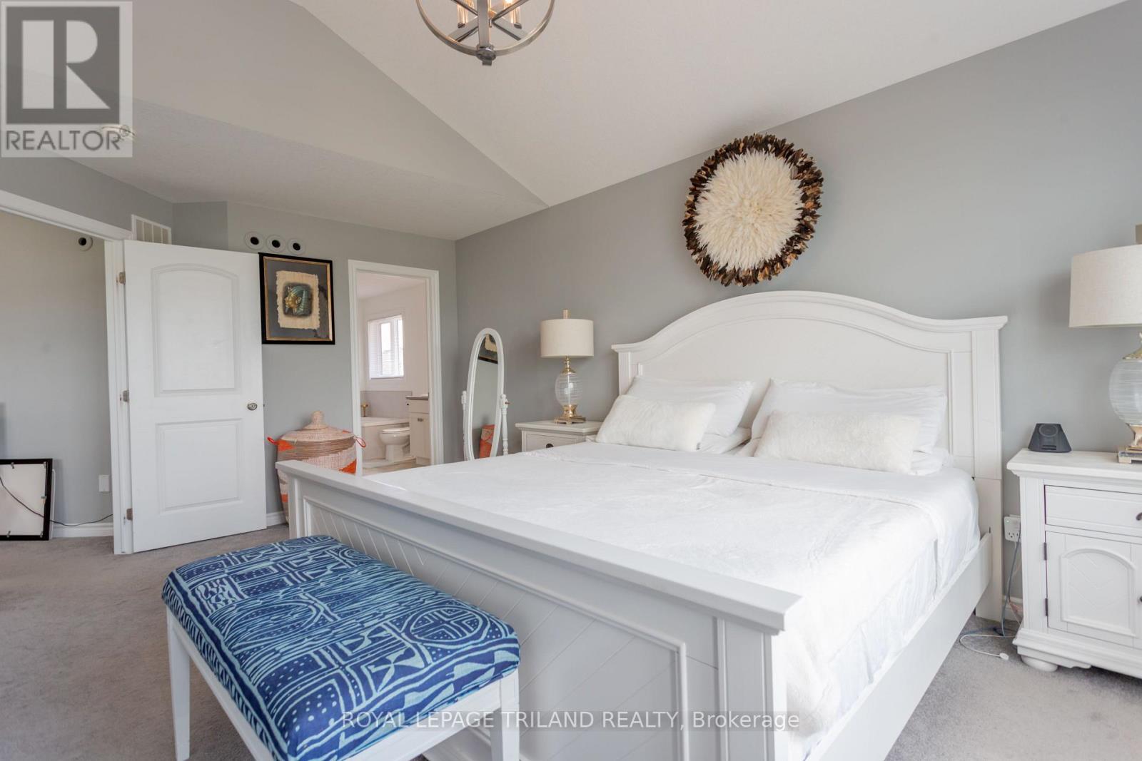 1 Acorn Trail, St. Thomas, ON - Indoor Photo Showing Bedroom