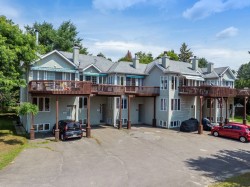 142 Av. Hochar Saint-Sauveur, QC J0R 1R3