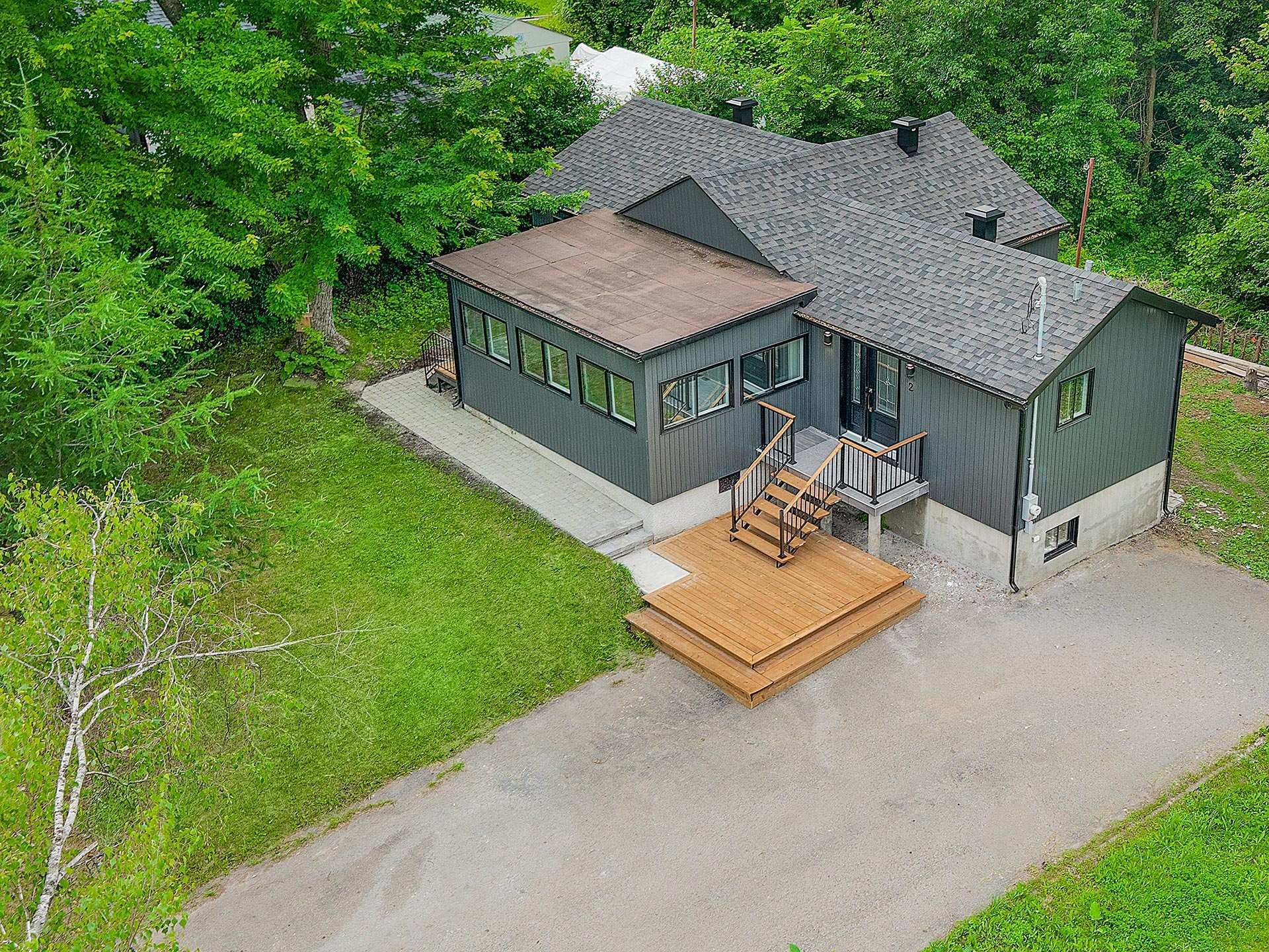 View - 2 Rue Mareuil, Laval (Auteuil), QC - Outdoor