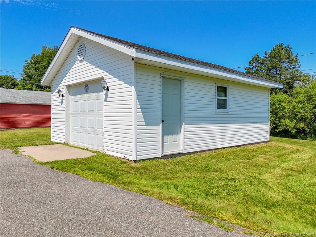 35 Coronation St, Fredericton, NB