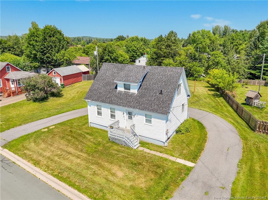 35 Coronation St, Fredericton, NB