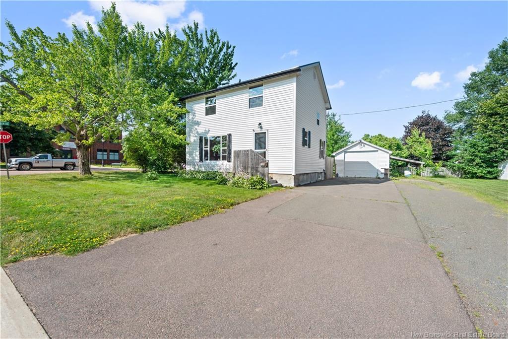 229 Mcclelan Ave, Riverview, NB