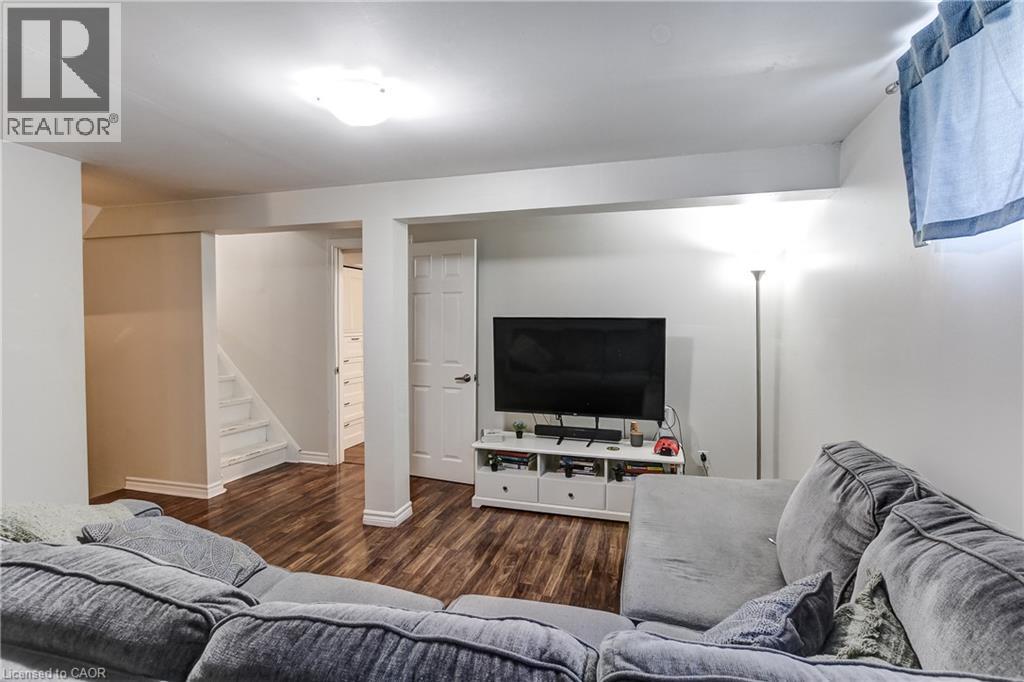 323 Cranbrook Drive, Hamilton, ON - Indoor