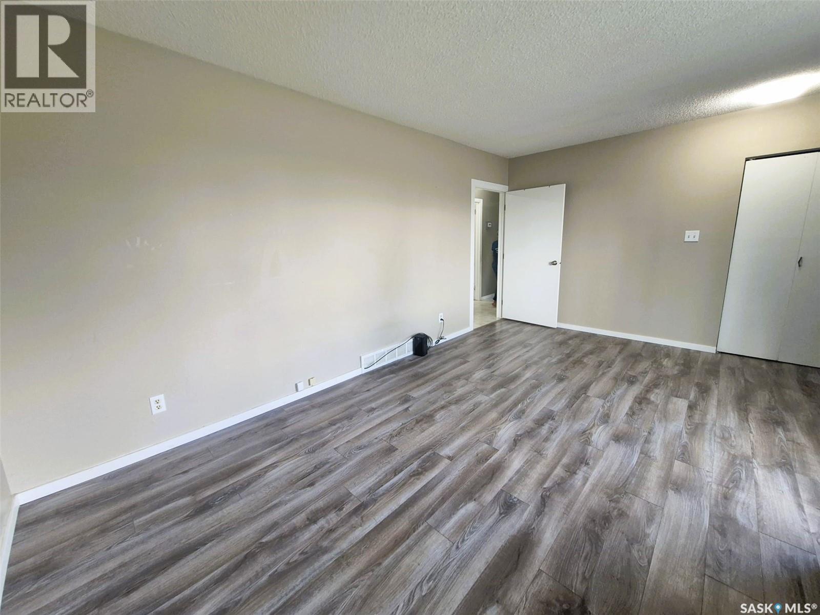 161 Darlington Street E, Yorkton, SK - Indoor Photo Showing Other Room