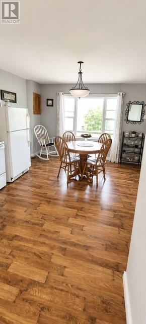 10 Bayview Lane, Lawn, NL - Indoor