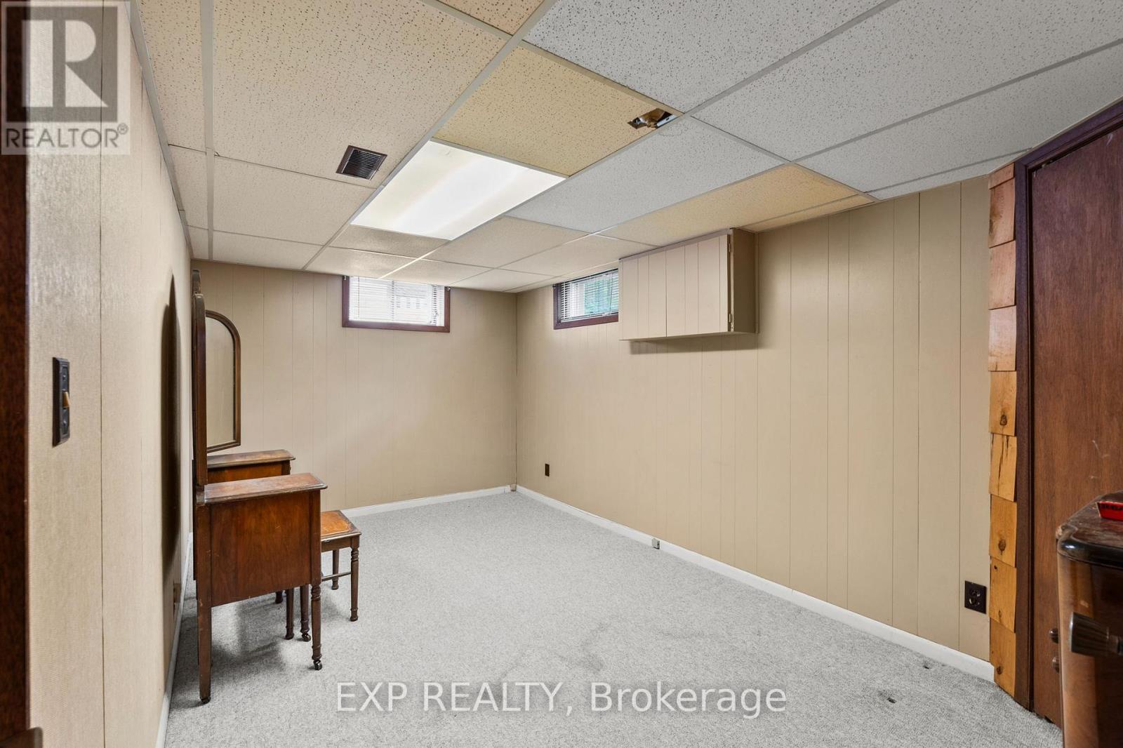 8800 Champlain Drive, Niagara Falls (Chippawa), ON - Indoor Photo Showing Basement